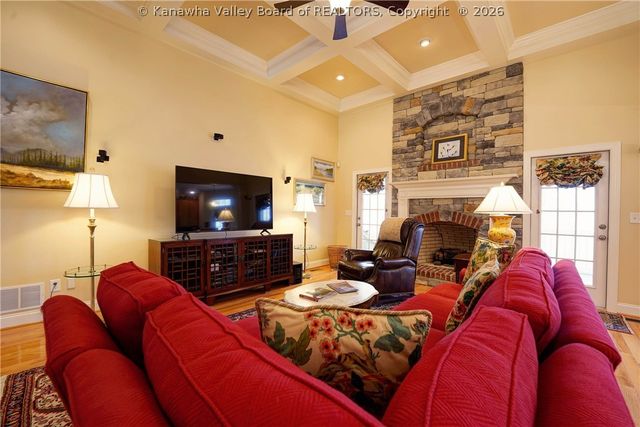 46 Castle Pine Lane, South Charleston, WV 25309