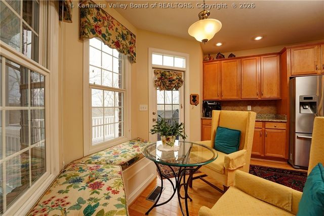 46 Castle Pine Lane, South Charleston, WV 25309