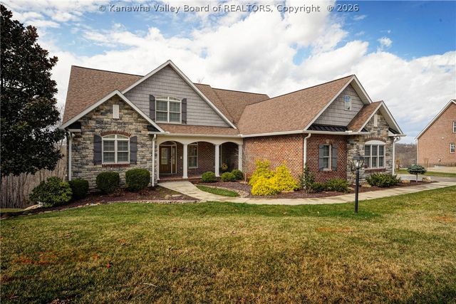 46 Castle Pine Lane, South Charleston, WV 25309