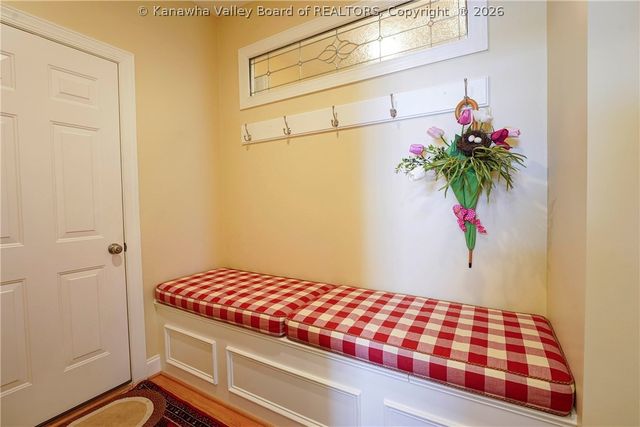 46 Castle Pine Lane, South Charleston, WV 25309