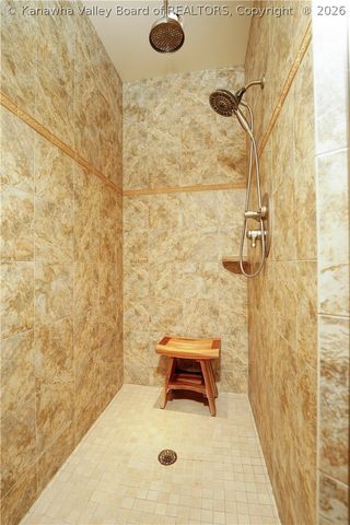 46 Castle Pine Lane, South Charleston, WV 25309