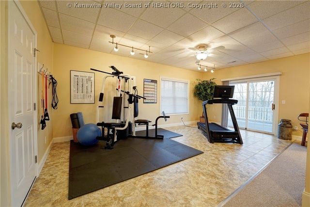 46 Castle Pine Lane, South Charleston, WV 25309