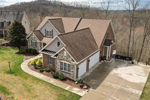 46 Castle Pine Lane, South Charleston, WV 25309