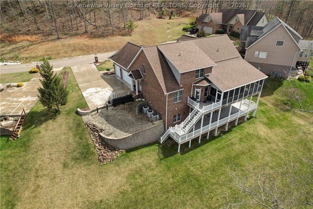 46 Castle Pine Lane, South Charleston, WV 25309