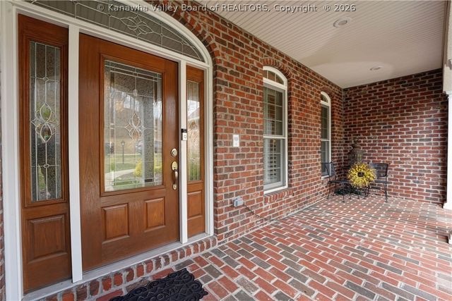 46 Castle Pine Lane, South Charleston, WV 25309