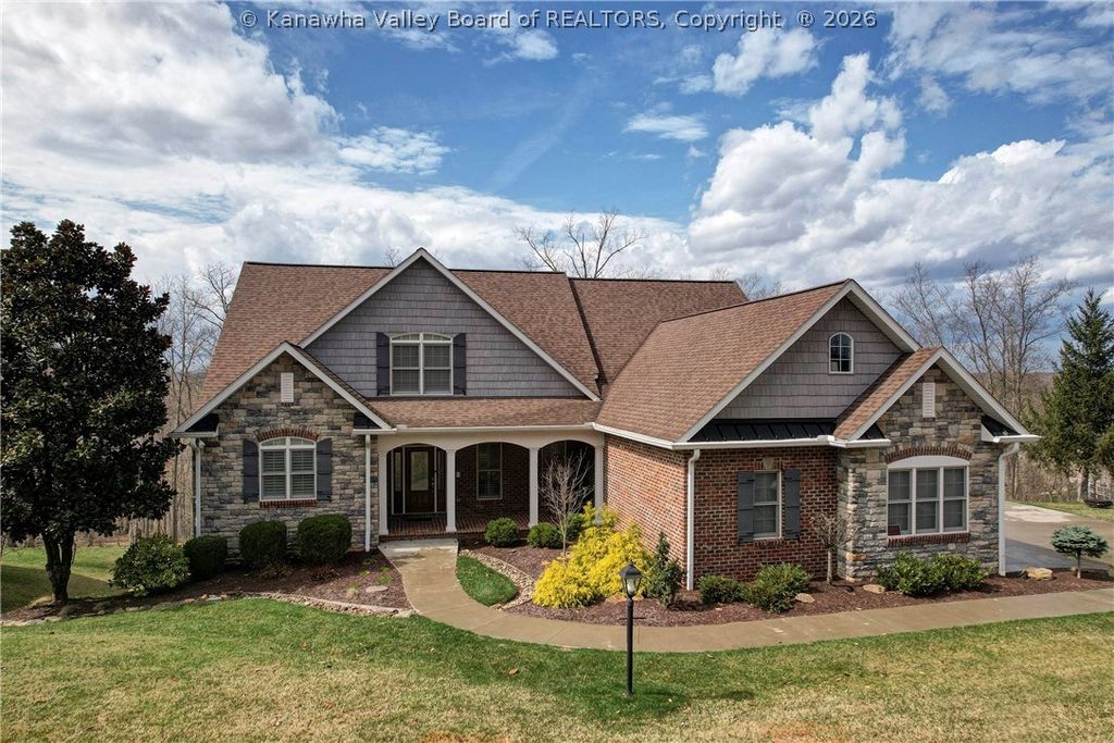 46 Castle Pine Lane, South Charleston, WV 25309
