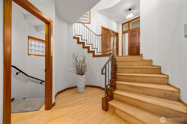 227 8th Avenue, Kirkland, WA 98033