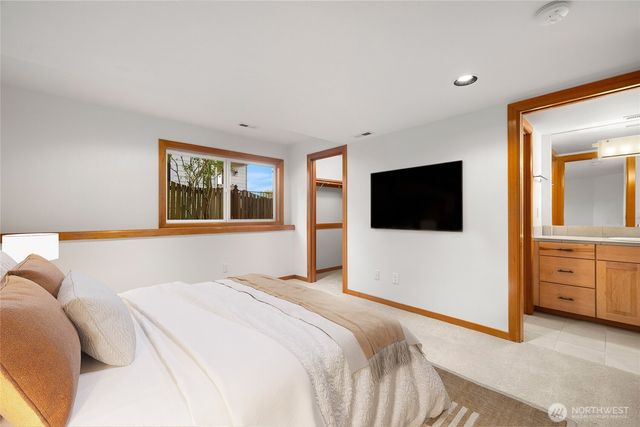 227 8th Avenue, Kirkland, WA 98033