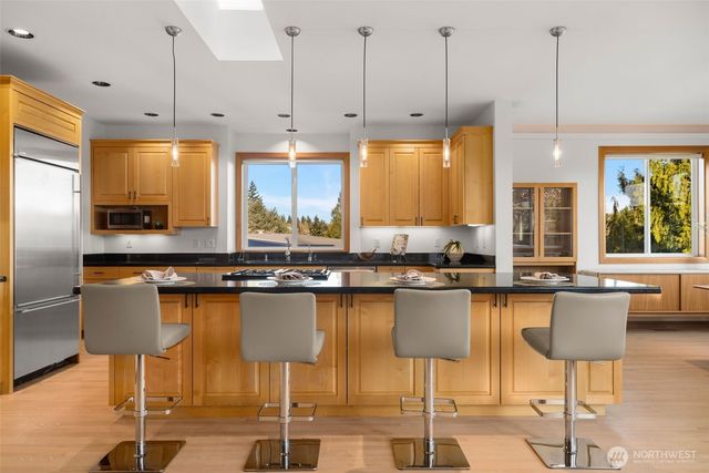 227 8th Avenue, Kirkland, WA 98033