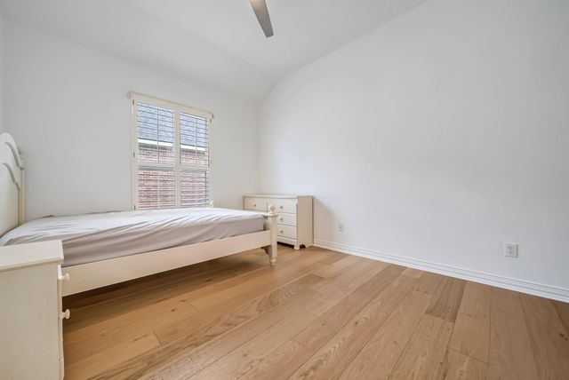 2915 Lacewood Court, Pearland, TX 77584