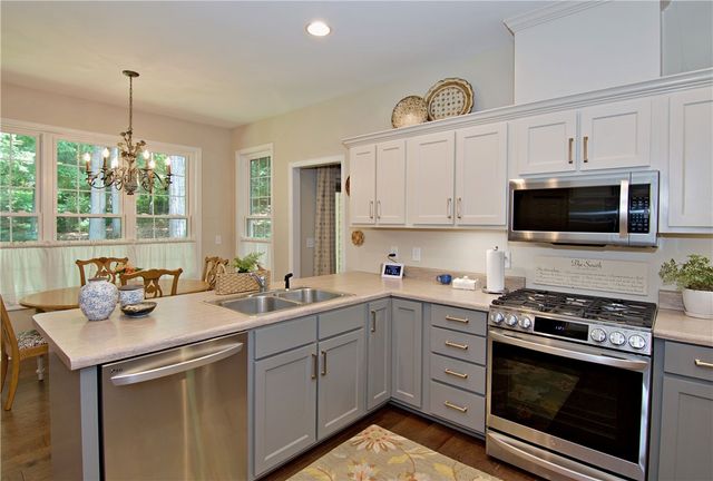 30254 Winchester Drive, Seneca, SC 29678