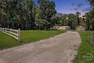 167 Wildwood Lane, Bloomingdale, GA 31302