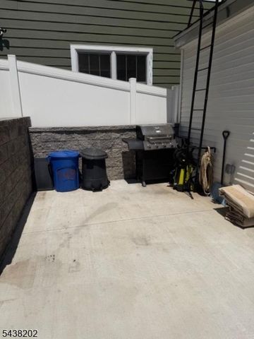 149 Camden St, Newark City, NJ 07103