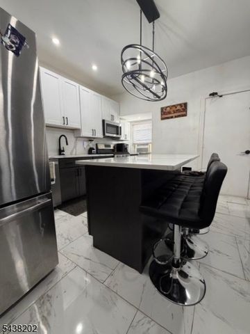 149 Camden St, Newark City, NJ 07103