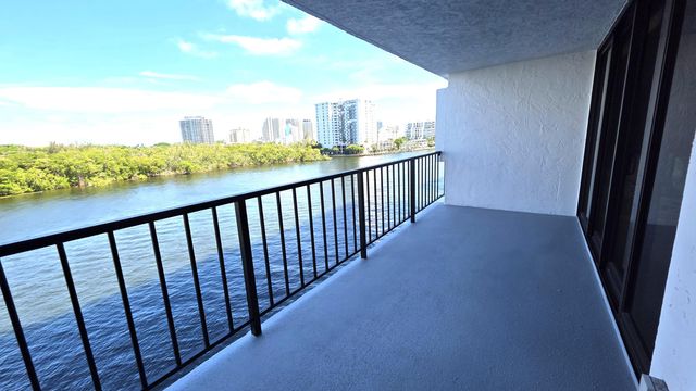 936 Intracoastal Drive 5B, Fort Lauderdale, FL 33304