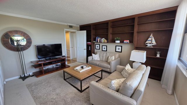 936 Intracoastal Drive 5B, Fort Lauderdale, FL 33304