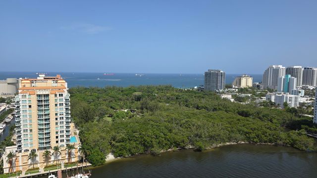 936 Intracoastal Drive 5B, Fort Lauderdale, FL 33304