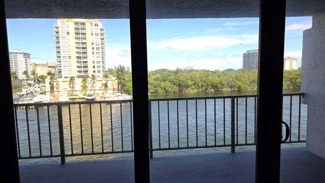 936 Intracoastal Drive 5B, Fort Lauderdale, FL 33304