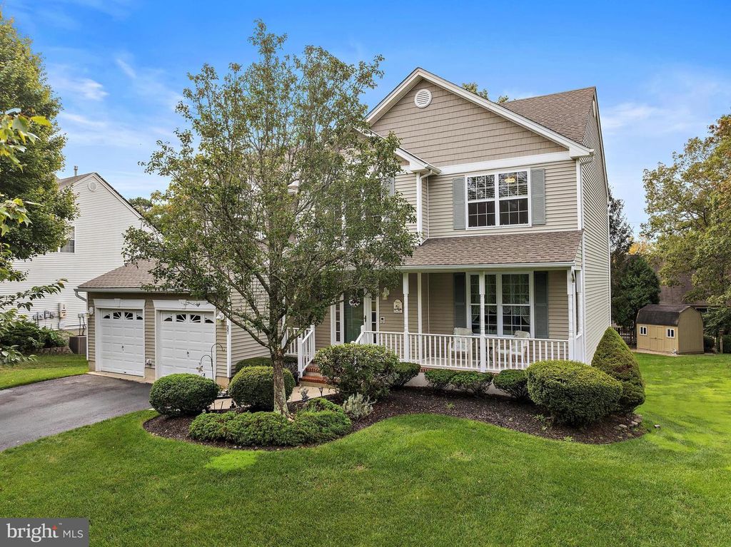 221 LAUREL CT, West Creek, NJ 08092