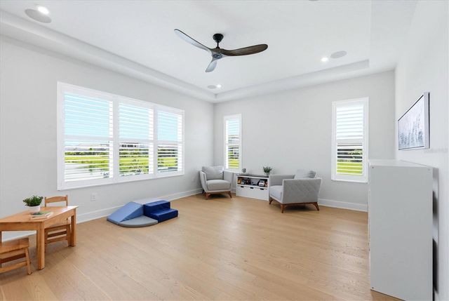 8532 BEECHLAKE COURT, Sarasota, FL 34240