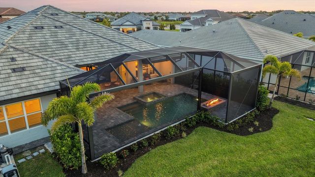 8532 BEECHLAKE COURT, Sarasota, FL 34240