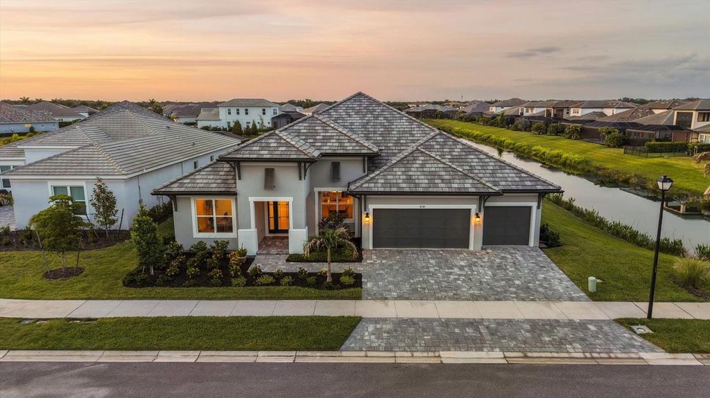 8532 BEECHLAKE COURT, Sarasota, FL 34240