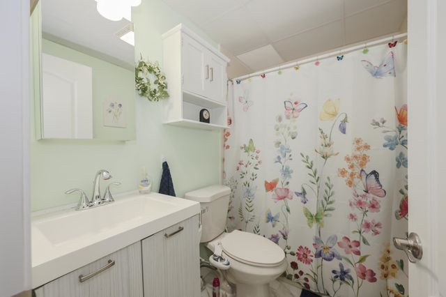 379 Huse Rd Unit 14, Manchester, NH 03103