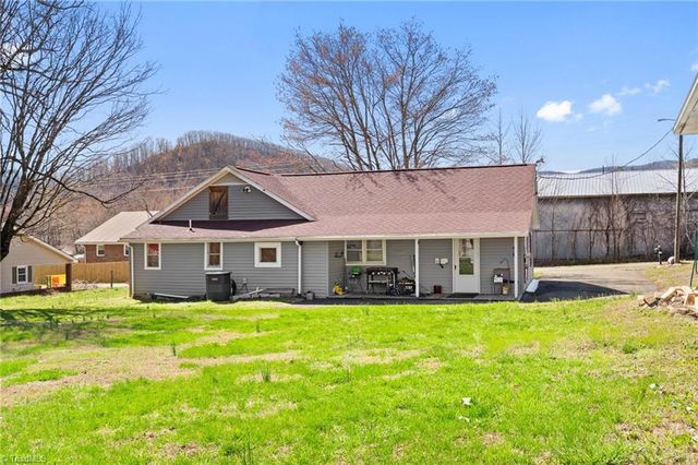 132 Old NC Highway 89, Lowgap, NC 27024