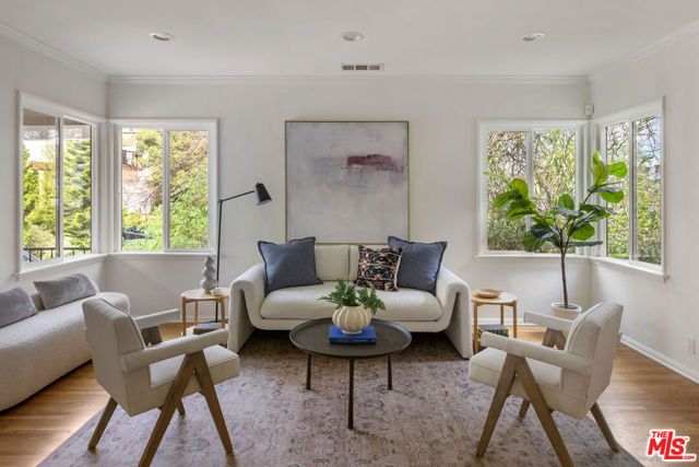 2342 Lake View Avenue, Los Angeles, CA 90039