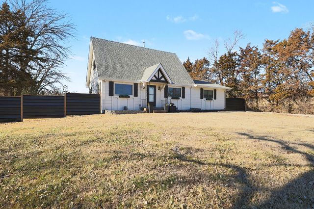 4701 N Woodlawn Blvd, Bel Aire, KS 67220