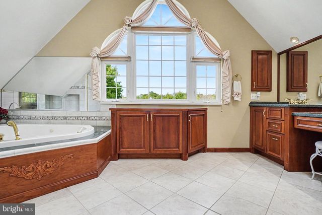3505 ADA DR, Mechanicsburg, PA 17050