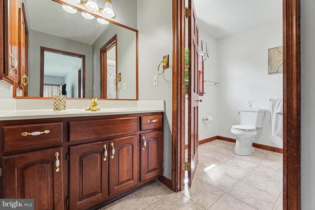 3505 ADA DR, Mechanicsburg, PA 17050