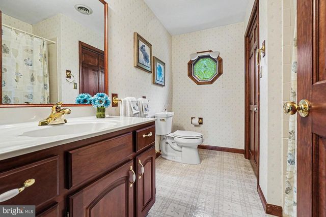 3505 ADA DR, Mechanicsburg, PA 17050