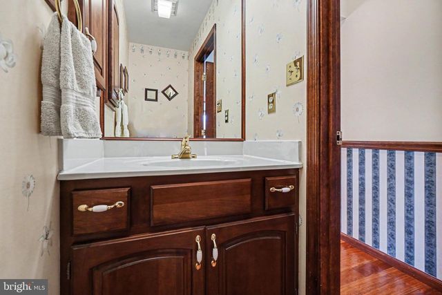 3505 ADA DR, Mechanicsburg, PA 17050