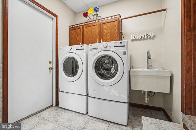 3505 ADA DR, Mechanicsburg, PA 17050