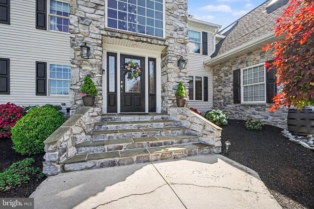 3505 ADA DR, Mechanicsburg, PA 17050
