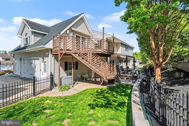 3505 ADA DR, Mechanicsburg, PA 17050