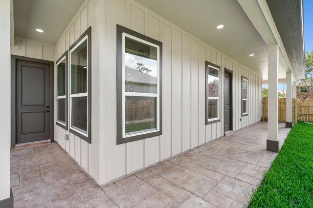 22806 August Leaf Drive, Tomball, TX 77375