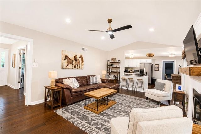 440 Spruce Court, Alpharetta, GA 30004