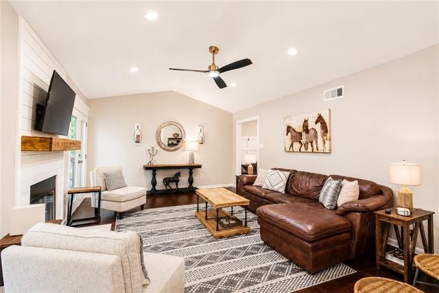 440 Spruce Court, Alpharetta, GA 30004