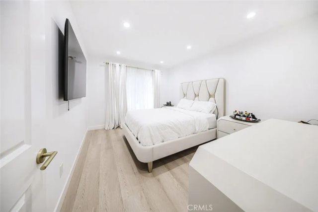 7306 Farmdale Avenue, North Hollywood, CA 91605