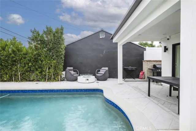 7306 Farmdale Avenue, North Hollywood, CA 91605