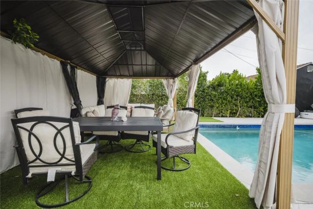 7306 Farmdale Avenue, North Hollywood, CA 91605