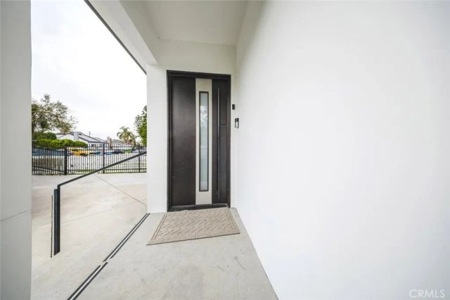 7306 Farmdale Avenue, North Hollywood, CA 91605