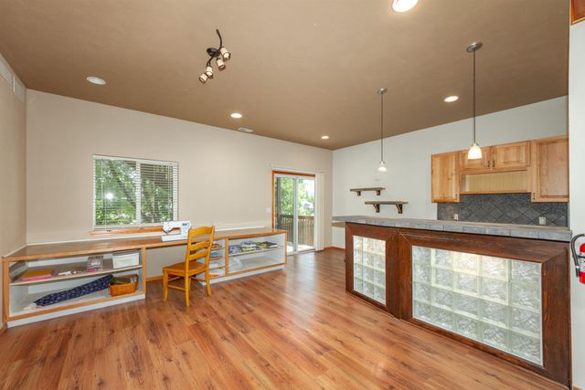 16410 N Morton Dr, Spokane, WA 99208