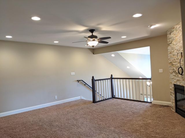 746-748 Gabriela Court, Rockford, IL 61108