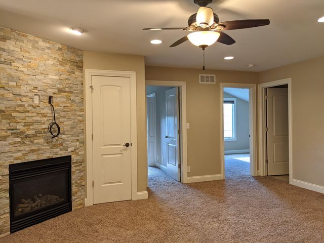 746-748 Gabriela Court, Rockford, IL 61108