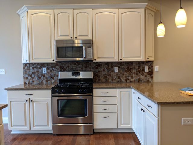 746-748 Gabriela Court, Rockford, IL 61108