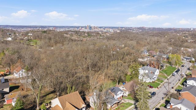 9 Ridgeway Avenue, Fort Thomas, KY 41075