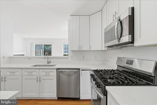6129 KENDRA WAY, Centreville, VA 20121